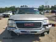 2003 GMC Sierra 1500 SLE с VIN 2GTEC19T631232398, выставлен на аукционе Copart как лот 70163215 с пробегом 375 402 миль миль и Списание • Salvage title. История ставок и продаж доступна на DreamBid. Изображение 5.