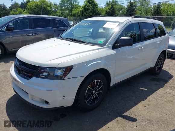2017 Dodge Journey SE с VIN 3C4PDCAB3HT573364, выставлен на аукционе IAAI как лот 42541855 с пробегом 123 345 миль миль и . История ставок и продаж доступна на DreamBid. Изображение 2.