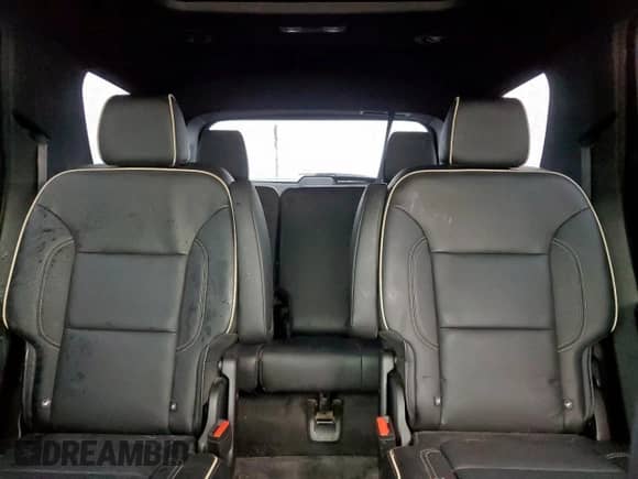 2023 Chevrolet Traverse Premier z VIN 1GNERKKW4PJ178661, wystawiony jako Copart lot #63104075 z przebiegiem 35 802 mil mil oraz Czysty tytuł • Clean title. Historia ofert i sprzedaży dostępna na DreamBid. Obrazek 10.