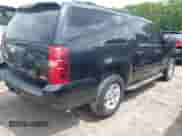 2010 Chevrolet Suburban LT z VIN 1GNUCJE06AR138587, wystawiony jako IAAI lot #42145484 z przebiegiem 283 318 mil mil oraz . Historia ofert i sprzedaży dostępna na DreamBid. Obrazek 4.