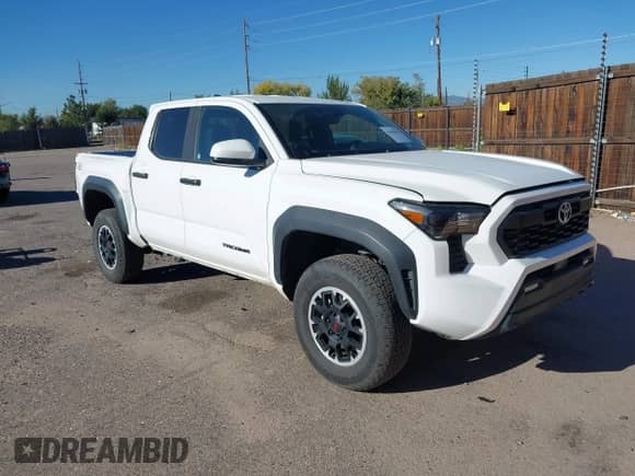 2024 Toyota Tacoma SR5 with VIN 3TYLB5JN9RT004030, listed as a IAAI auction lot 43486815 with 27,397 mi miles and . Bid and sale history available at DreamBid. Image 1.