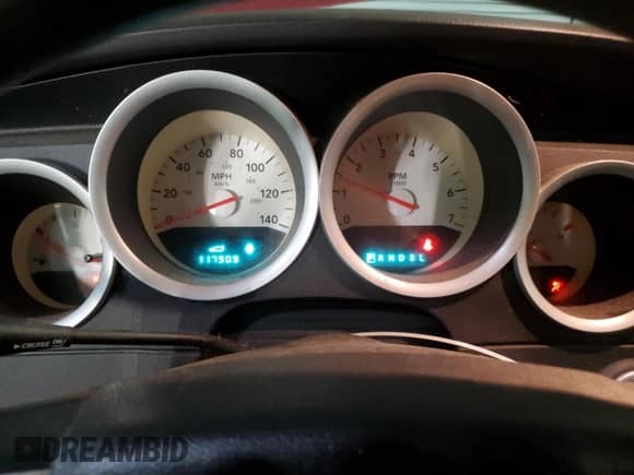 2007 Dodge Magnum with VIN 2D4FV47T47H701989, listed as a Copart auction lot 71868053 with 117,909 mi miles and Salvage title. Bid and sale history available at DreamBid. Image 9.