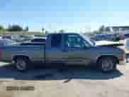 1999 Chevrolet Silverado 1500 с VIN 1GCEC19RXXR137036, выставлен на аукционе IAAI как лот 42489742 с пробегом 212 241 миль миль и . История ставок и продаж доступна на DreamBid. Изображение 13.