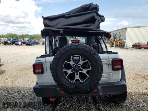 2023 Jeep Wrangler Rubicon z VIN 1C4HJXFN8PW619755, wystawiony jako Copart lot #62449735 z przebiegiem 23 910 mil mil oraz Szkoda całkowita • Salvage title. Historia ofert i sprzedaży dostępna na DreamBid. Obrazek 6.