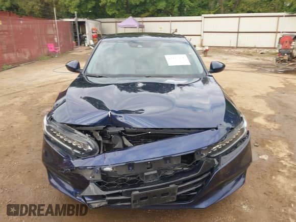 2018 Honda Accord Touring with VIN 1HGCV2F93JA046886, listed as a IAAI auction lot 43341908 with 80,507 mi miles and . Bid and sale history available at DreamBid. Image 13.