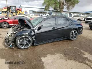 2022 Hyundai Elantra N Line z VIN KMHLR4AF9NU312858, wystawiony jako Copart lot #66736245 z przebiegiem Nie podano mil oraz Nie do naprawy • Non repairable. Historia ofert i sprzedaży dostępna na DreamBid. Obrazek 1.