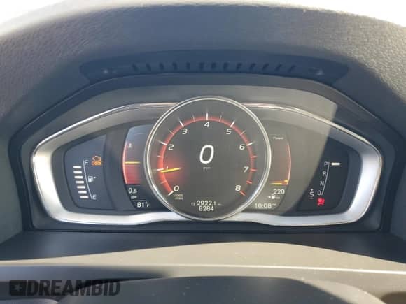 2018 Volvo S60 Inscription Platinum с VIN LYV402TM9JB156991, выставлен на аукционе Copart как лот 70232645 с пробегом 8 284 миль миль и Списание • Salvage title. История ставок и продаж доступна на DreamBid. Изображение 9.