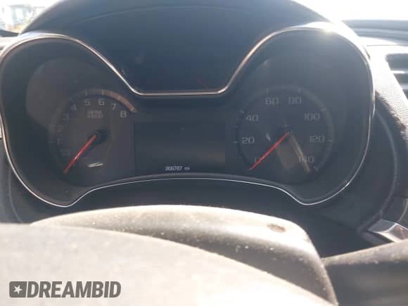 2017 Chevrolet Impala LT z VIN 1G1105SA0HU138853, wystawiony jako IAAI lot #43340269 z przebiegiem 209 787 mil mil oraz . Historia ofert i sprzedaży dostępna na DreamBid. Obrazek 7.