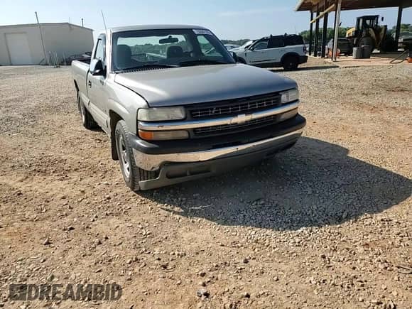 2000 Chevrolet Silverado 1500 LS with VIN 1GCEC14V6YE100403, listed as a Copart auction lot 70000125 with 208,594 mi miles and Salvage title. Bid and sale history available at DreamBid. Image 13.
