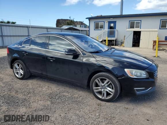 2015 Volvo S60 T5 Drive-E Premier with VIN YV140MFK1F1342605, listed as a Copart auction lot 52452765 with 129,494 mi miles and Non repairable. Bid and sale history available at DreamBid. Image 4.