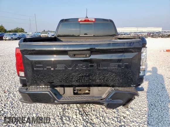 2024 Chevrolet Colorado 4WD LT с VIN 1GCGTCEC7R1132495, выставлен на аукционе Copart как лот 80684585 с пробегом 23 383 миль миль и Списание • Salvage title. История ставок и продаж доступна на DreamBid. Изображение 6.
