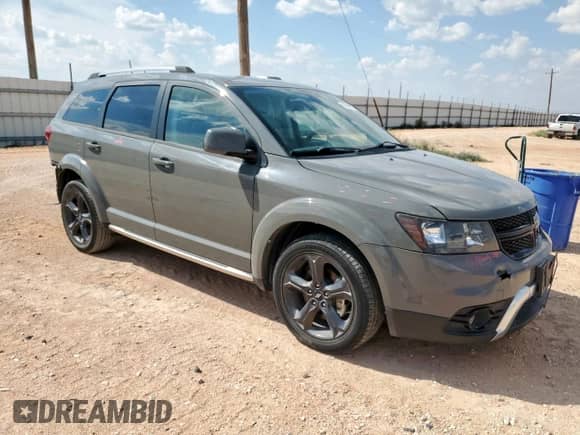 2019 Dodge Journey Crossroad with VIN 3C4PDCGG0KT763455, listed as a Copart auction lot 80092065 with 82,732 mi miles and Salvage title. Bid and sale history available at DreamBid. Image 4.