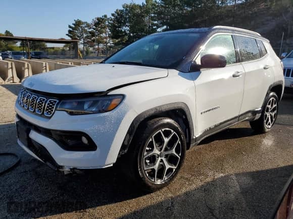2025 Jeep Compass Limited with VIN 3C4NJDCN9ST621518, listed as a Copart auction lot 84233955 with 412 mi miles and Salvage title. Bid and sale history available at DreamBid. Image 1.