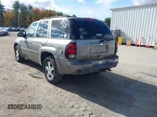 2005 Chevrolet TrailBlazer LS с VIN 1GNDT13S452125520, выставлен на аукционе IAAI как лот 43510361 с пробегом 158 931 миль миль и . История ставок и продаж доступна на DreamBid. Изображение 3.