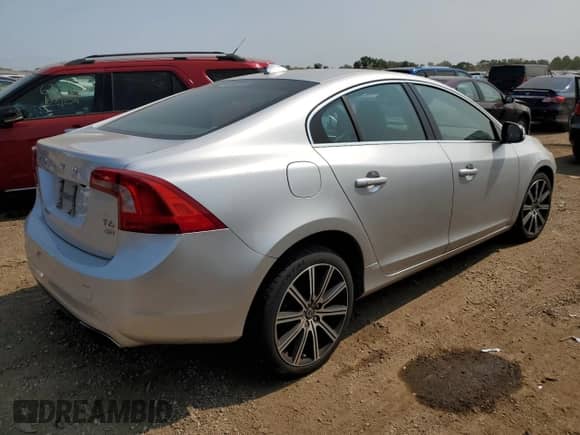 2014 Volvo S60 T6 with VIN YV1902FH4E2279443, listed as a Copart auction lot 69675964 with 88,993 mi miles and Salvage title. Bid and sale history available at DreamBid. Image 3.