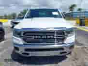 2021 Ram 1500 Laramie z VIN 1C6SRFJM5MN648372, wystawiony jako IAAI lot #41946610 z przebiegiem 10 161 mil mil oraz . Historia ofert i sprzedaży dostępna na DreamBid. Obrazek 12.