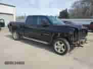 2017 Chevrolet Silverado 2500HD Work Truck z VIN 1GC1KUEYXHF183047, wystawiony jako Copart lot #45533395 z przebiegiem 70 990 mil mil oraz Szkoda całkowita • Salvage title. Historia ofert i sprzedaży dostępna na DreamBid. Obrazek 4.