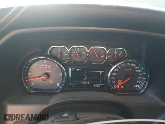 2019 Chevrolet Silverado 1500 LT z VIN 2GCVKPEC3K1122953, wystawiony jako Copart lot #84923455 z przebiegiem 122 180 mil mil oraz Szkoda całkowita • Salvage title. Historia ofert i sprzedaży dostępna na DreamBid. Obrazek 9.