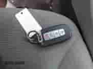 2014 Hyundai Sonata z VIN KMHEC4A42EA117386, wystawiony jako IAAI lot #42671268 z przebiegiem 144 447 mil mil oraz . Historia ofert i sprzedaży dostępna na DreamBid. Obrazek 11.