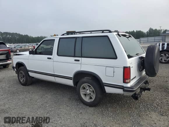 1994 Chevrolet Blazer с VIN 1GNCS13W4R0182822, выставлен на аукционе Copart как лот 64364725 с пробегом 130 925 миль миль и Списание • Salvage title. История ставок и продаж доступна на DreamBid. Изображение 2.