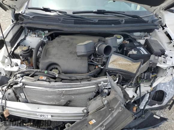 2018 Ford Explorer XLT with VIN 1FM5K7D85JGB03279, listed as a Copart auction lot 70581765 with Not provided miles and Salvage title. Bid and sale history available at DreamBid. Image 12.