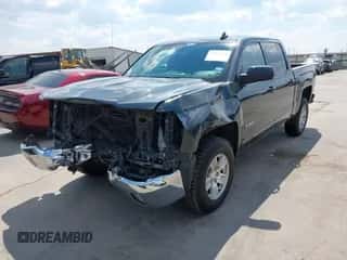 2018 Chevrolet Silverado 1500 LT z VIN 3GCPCREC4JG458523, wystawiony jako IAAI lot #43232138 z przebiegiem 116 923 mil mil oraz . Historia ofert i sprzedaży dostępna na DreamBid. Obrazek 2.