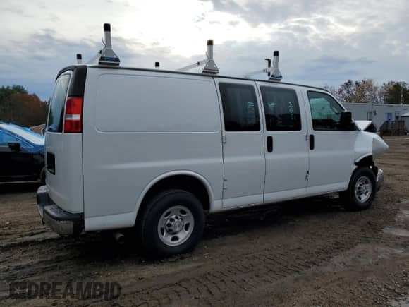 2021 Chevrolet Express Cargo with VIN 1GCWGAF78M1175905, listed as a Copart auction lot 76753864 with 27,446 mi miles and Salvage title. Bid and sale history available at DreamBid. Image 3.