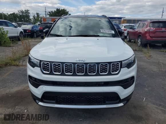 2025 Jeep Compass Limited with VIN 3C4NJDCN1ST538438, listed as a Copart auction lot 63023205 with 2,449 mi miles and Clean title. Bid and sale history available at DreamBid. Image 5.