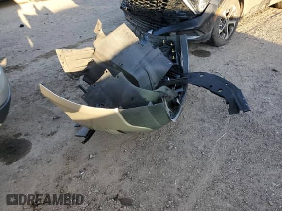 2016 Chevrolet Traverse LT z VIN 1GNKRGKD1GJ258305, wystawiony jako Copart lot #89497545 z przebiegiem 254 775 mil mil oraz Szkoda całkowita • Salvage title. Historia ofert i sprzedaży dostępna na DreamBid. Obrazek 13.