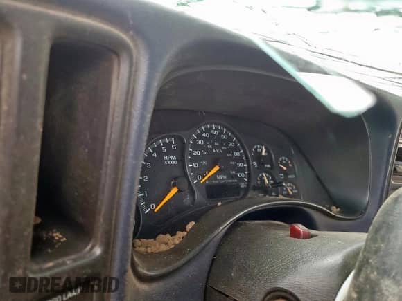 1999 Chevrolet Silverado 1500 LS с VIN 2GCEC19V2X1118549, выставлен на аукционе Copart как лот 68527045 с пробегом Не указан миль и На запчасти • Non repairable. История ставок и продаж доступна на DreamBid. Изображение 9.