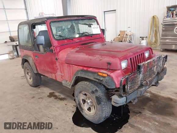 1991 Jeep Wrangler with VIN 2J4FY19P7MJ105423, listed as a IAAI auction lot 42276287 with 128,281 mi miles and . Bid and sale history available at DreamBid. Image 1.