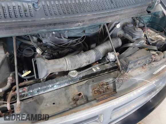 1996 Dodge Cargo with VIN 2B7HB11X4TK184229, listed as a IAAI auction lot 42640528 with 108,497 mi miles and . Bid and sale history available at DreamBid. Image 12.