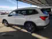 2017 Honda Pilot Touring с VIN 5FNYF5H9XHB000604, выставлен на аукционе Copart как лот 72022615 с пробегом 79 605 миль миль и Списание • Salvage title. История ставок и продаж доступна на DreamBid. Изображение 2.