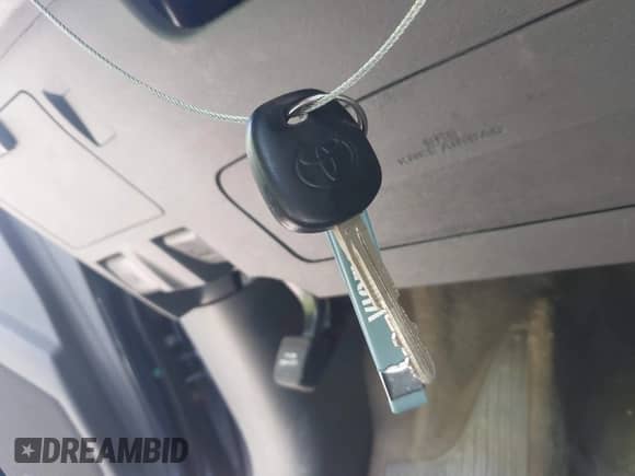 2016 Toyota Sienna L with VIN 5TDZK3DCXGS755834, listed as a IAAI auction lot 42385431 with 180,113 mi miles and . Bid and sale history available at DreamBid. Image 11.