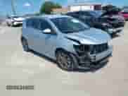 2017 Chevrolet Sonic LT z VIN 1G1JD6SG2H4137394, wystawiony jako IAAI lot #42593186 z przebiegiem 51 431 mil mil oraz . Historia ofert i sprzedaży dostępna na DreamBid. Obrazek 1.