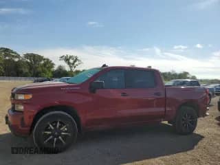 2020 Chevrolet Silverado 1500 Custom z VIN 3GCPYBEH3LG244422, wystawiony jako Copart lot #69041425 z przebiegiem 87 019 mil mil oraz Szkoda całkowita • Salvage title. Historia ofert i sprzedaży dostępna na DreamBid. Obrazek 1.