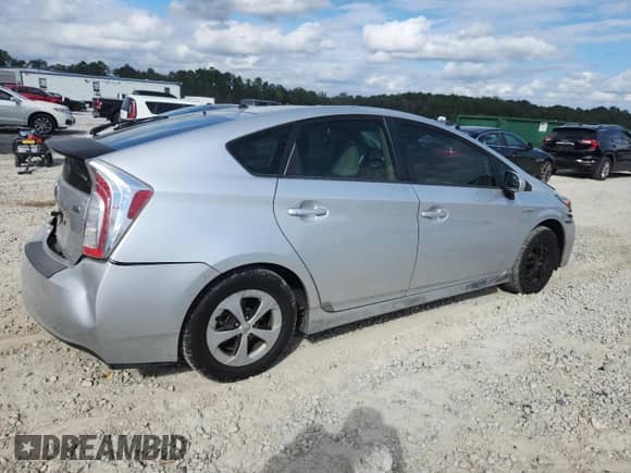 2012 Toyota Prius One with VIN JTDKN3DU9C5498313, listed as a Copart auction lot 82214995 with 276,581 mi miles and Clean title. Bid and sale history available at DreamBid. Image 3.