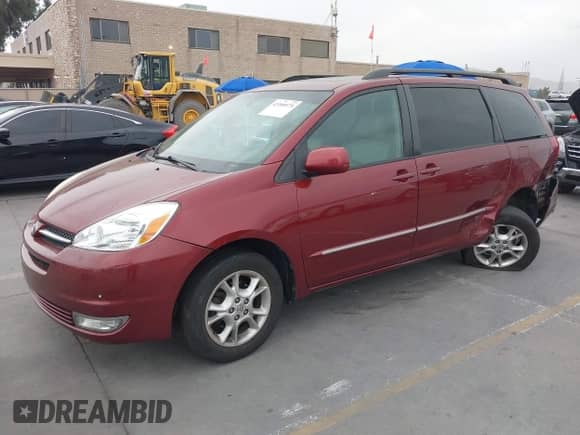 2005 Toyota Sienna XLE Limited z VIN 5TDZA22C15S281382, wystawiony jako IAAI lot #43300575 z przebiegiem 141 246 mil mil oraz . Historia ofert i sprzedaży dostępna na DreamBid. Obrazek 17.