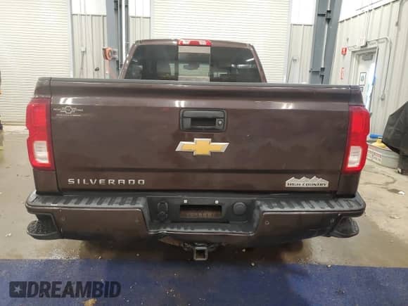 2016 Chevrolet Silverado 1500 High Country z VIN 3GCUKTEC5GG225522, wystawiony jako Copart lot #80752065 z przebiegiem 132 289 mil mil oraz Czysty tytuł • Clean title. Historia ofert i sprzedaży dostępna na DreamBid. Obrazek 6.