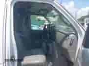 2009 Ford Econoline Cargo Commercial с VIN 1FTNE14W99DA01715, выставлен на аукционе IAAI как лот 42708534 с пробегом Не указан миль и . История ставок и продаж доступна на DreamBid. Изображение 5.