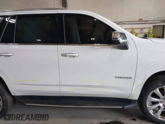 2023 Chevrolet Tahoe Premier с VIN 1GNSKSKD0PR217513, выставлен на аукционе IAAI как лот 41779222 с пробегом 55 424 миль миль и . История ставок и продаж доступна на DreamBid. Изображение 6.