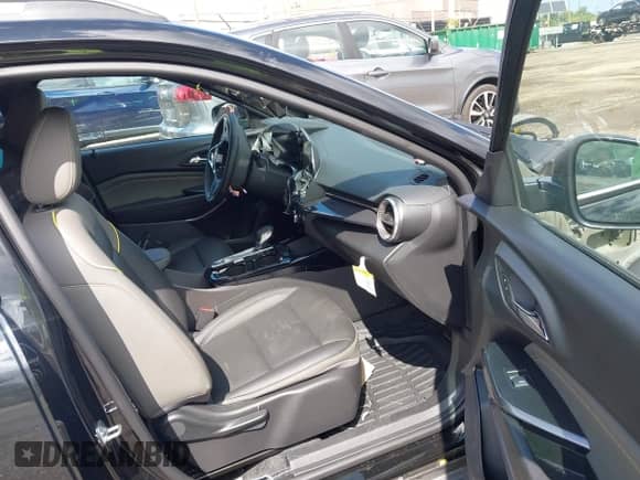 2025 Chevrolet Trax ACTIV с VIN KL77LKEP2SC210556, выставлен на аукционе IAAI как лот 43152237 с пробегом Не указан миль и . История ставок и продаж доступна на DreamBid. Изображение 5.
