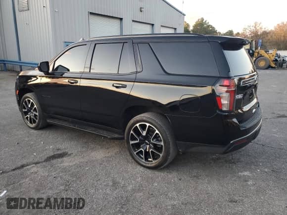 2022 Chevrolet Tahoe RST z VIN 1GNSCRKD5NR261980, wystawiony jako Copart lot #85032304 z przebiegiem 31 571 mil mil oraz Szkoda całkowita • Salvage title. Historia ofert i sprzedaży dostępna na DreamBid. Obrazek 2.