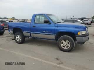 1996 Dodge 1500 с VIN 1B7HF16YXTJ173883, выставлен на аукционе Copart как лот 71092674 с пробегом 144 323 миль миль и Списание • Salvage title. История ставок и продаж доступна на DreamBid. Изображение 4.