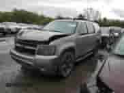 2008 Chevrolet Tahoe LTZ with VIN 1GNFK13058J123120, listed as a Copart auction lot 85260715 with 201,698 mi miles and Salvage title. Bid and sale history available at DreamBid. Image 1.