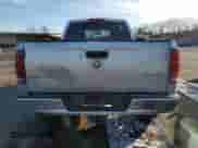 2006 Dodge 2500 SLT z VIN 3D7KS28D56G139962, wystawiony jako Copart lot #43778005 z przebiegiem 272 301 mil mil oraz Szkoda całkowita • Salvage title. Historia ofert i sprzedaży dostępna na DreamBid. Obrazek 6.