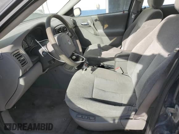 2001 Saturn LS с VIN 1G8JU52F41Y512025, выставлен на аукционе Copart как лот 61542495 с пробегом 188 578 миль миль и На запчасти • Non repairable. История ставок и продаж доступна на DreamBid. Изображение 7.