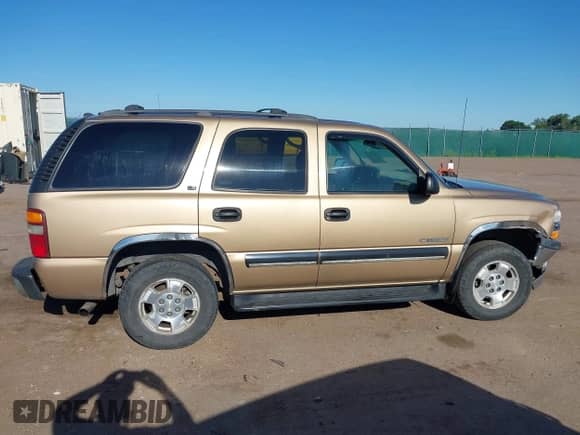 2001 Chevrolet Tahoe LS с VIN 1GNEK13T11J161861, выставлен на аукционе IAAI как лот 42623176 с пробегом 228 553 миль миль и . История ставок и продаж доступна на DreamBid. Изображение 13.