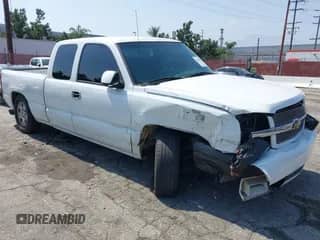 2004 Chevrolet Silverado 1500 Work Truck with VIN 2GCEC19V941337794, listed as a IAAI auction lot 42453096 with Not provided miles and . Bid and sale history available at DreamBid. Image 1.