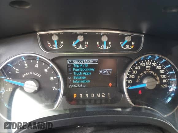 2013 Ford F-150 Lariat with VIN 1FTFW1ET6DKE70691, listed as a Copart auction lot 59395365 with 225,575 mi miles and Salvage title. Bid and sale history available at DreamBid. Image 9.